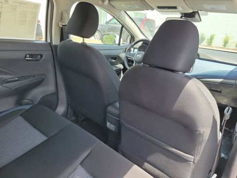 Used 2025 Nissan Versa SV w/ Trunk Package FWD image 28