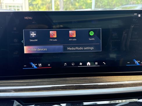 Used 2024 BMW X7 xDrive40i w/ Premium Package AWD/4WD image 26