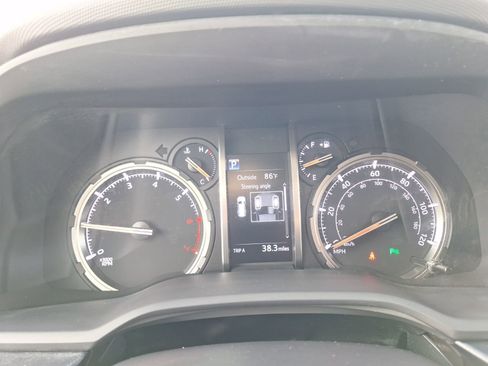 Used 2020 Toyota 4Runner Limited image 19