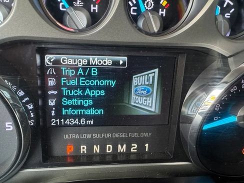 Used 2015 Ford F250 Platinum AWD/4WD image 19
