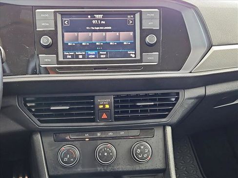 Used 2024 Volkswagen Jetta S image 15