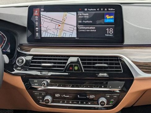 Used 2023 BMW 530i w/ Convenience Package image 18