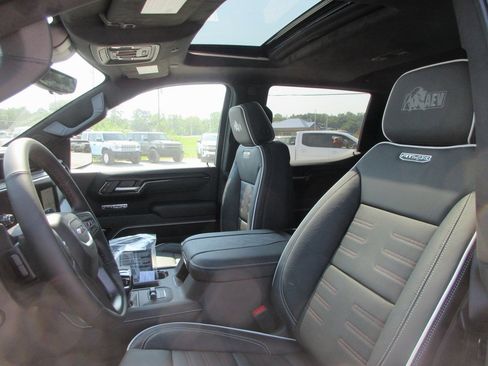 New 2026 GMC Sierra 1500 AT4X w/ AT4X AEV Edition image 19