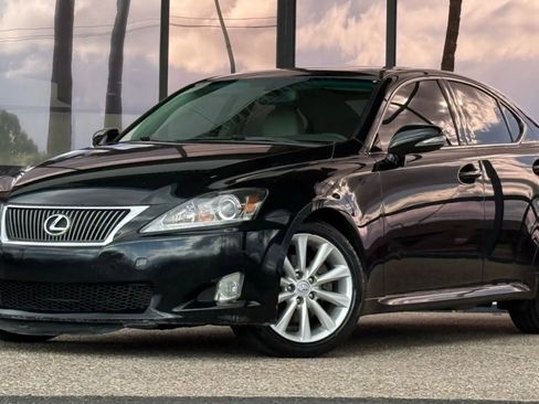 Used 2009 Lexus IS 250 image 2