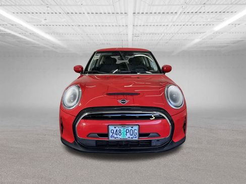 Certified 2024 MINI Cooper SE image 8