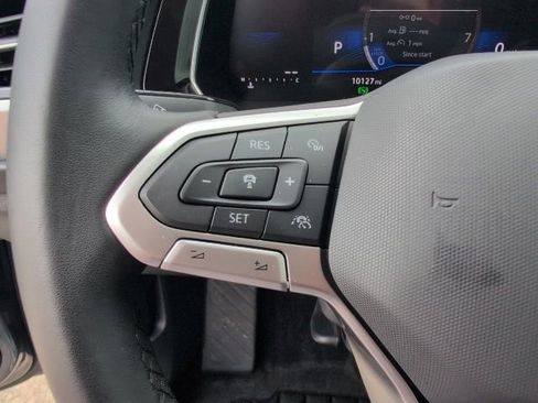 Used 2024 Volkswagen Jetta SE image 16