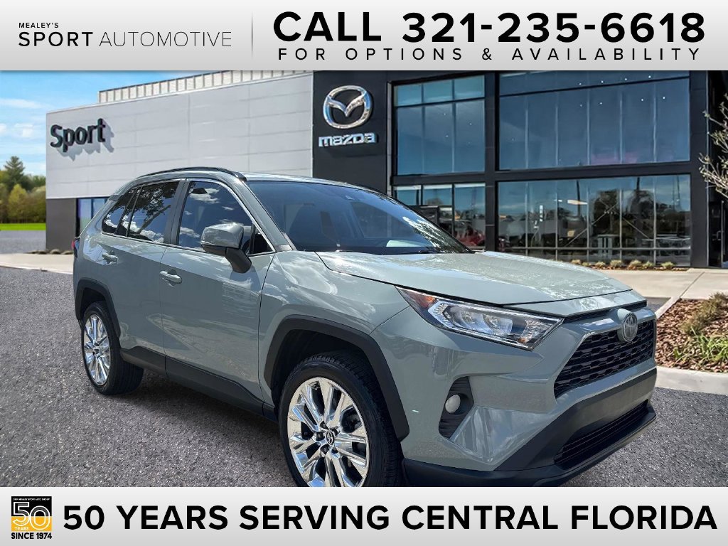 Used 2021 Toyota RAV4 XLE w/ Convenience Package FWD image 1