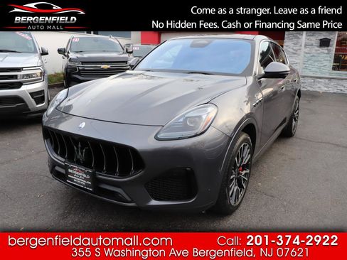 Used 2023 Maserati Grecale GT image 1