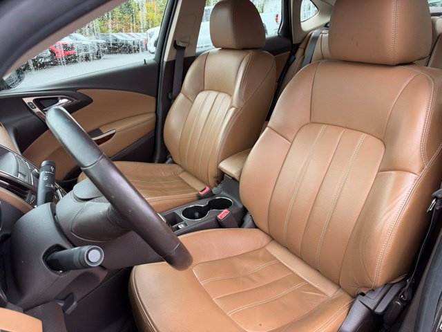 Used 2012 Buick Verano Leather FWD image 18