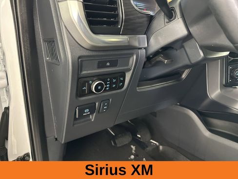 Used 2025 Ford F150 Lariat w/ FX4 Off-Road Package image 12