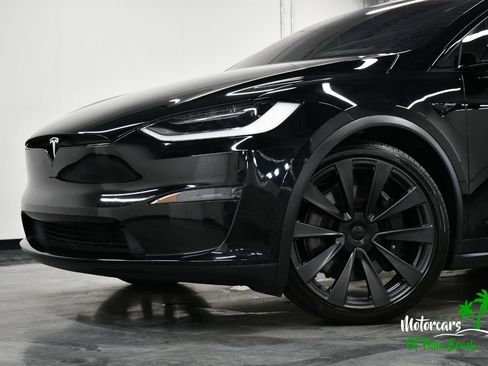 Used 2022 Tesla Model X Plaid AWD/4WD image 3