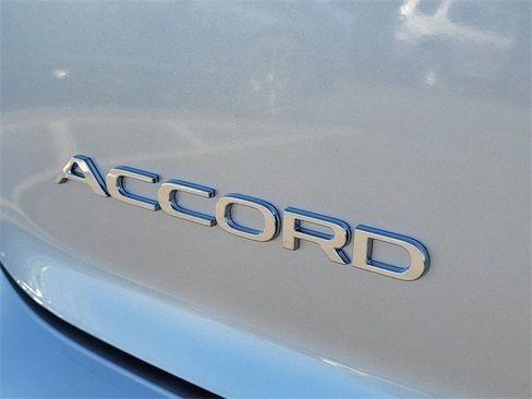 New 2025 Honda Accord SE image 7