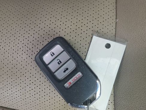 Used 2014 Honda Accord EX-L image 32