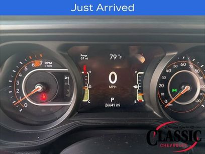 Used 2024 Jeep Wrangler Unlimited Rubicon w/ Convenience Group