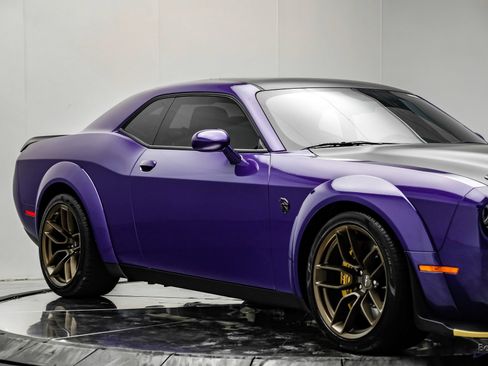 Used 2023 Dodge Challenger SRT Hellcat RWD image 30