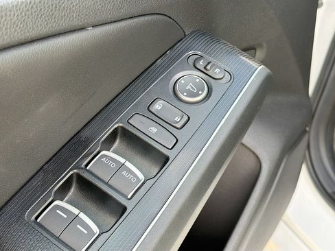 Used 2024 Honda Civic Touring image 18