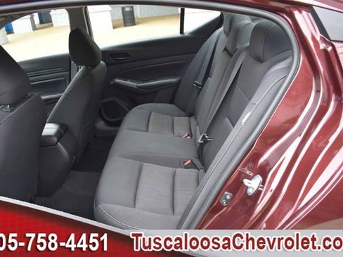 Used 2024 Nissan Altima 2.5 SV image 19