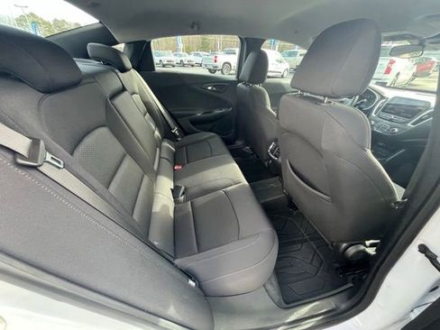 Used 2024 Chevrolet Malibu LT w/ Sport Edition image 15