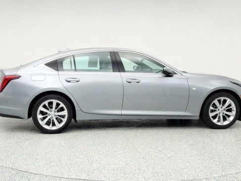 Used 2025 Cadillac CT5 Premium Luxury image 4