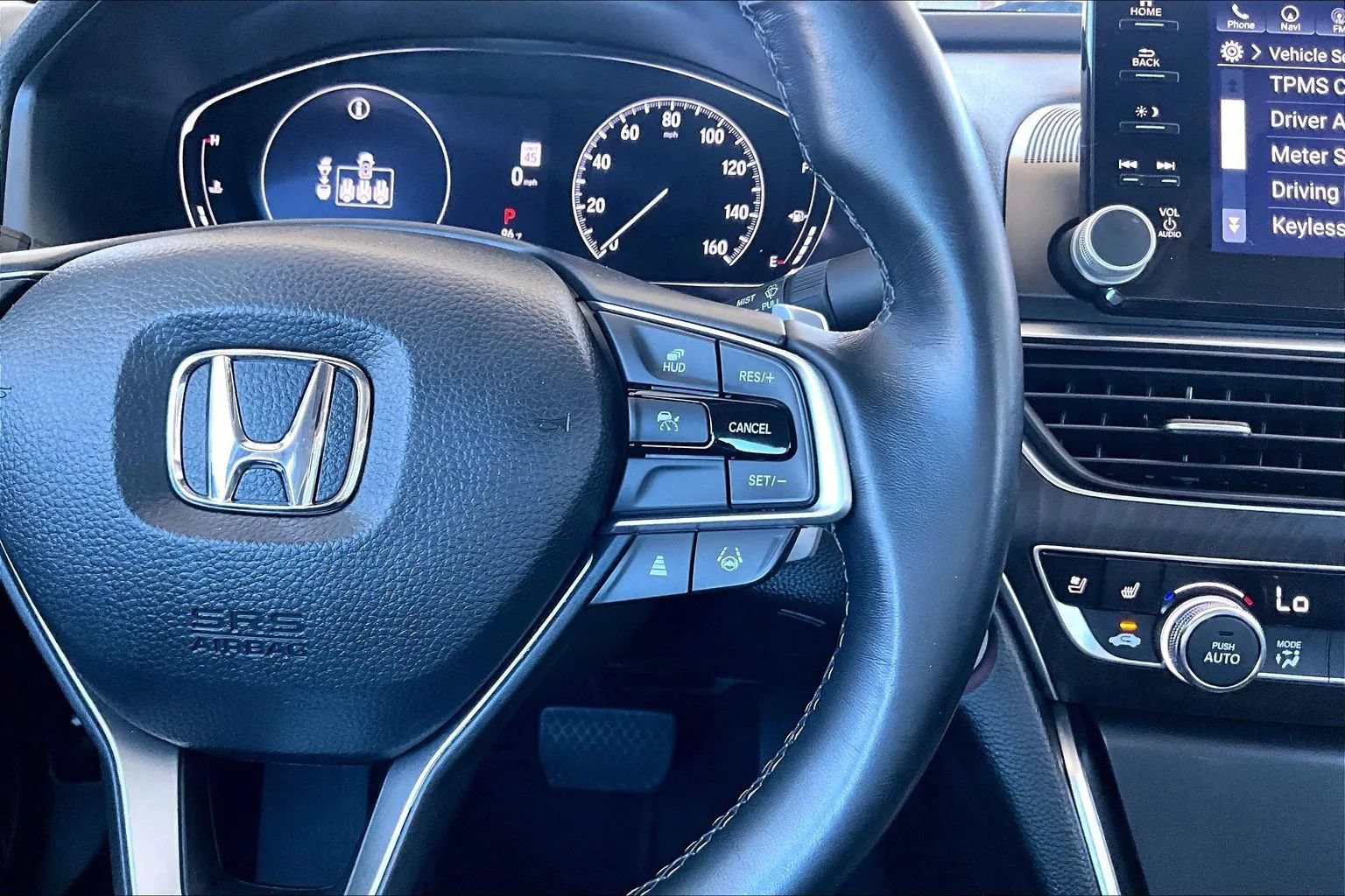 Used 2021 Honda Accord Touring image 11
