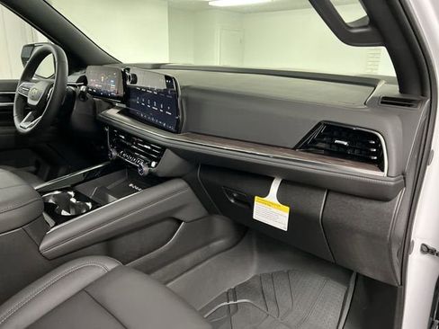 New 2026 Chevrolet Suburban LT w/ Comfort Package image 29