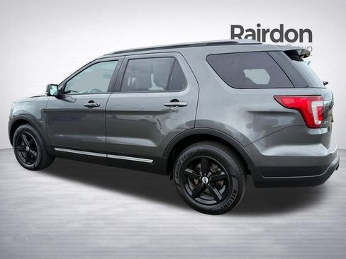 Used 2018 Ford Explorer XLT w/ Equipment Group 201A FWD image 5
