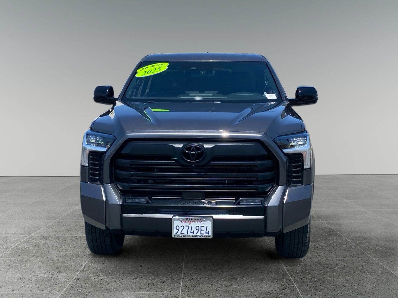 Used 2025 Toyota Tundra Limited AWD/4WD image 8