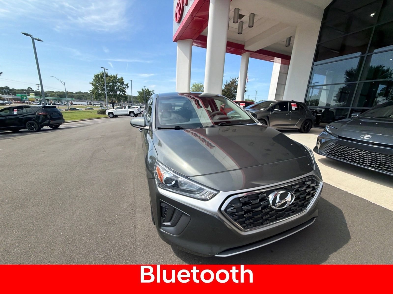 Used 2022 Hyundai Ioniq Blue FWD image 3