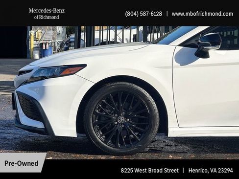 Used 2022 Toyota Camry SE w/ Convenience Package image 11