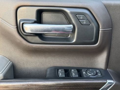 Used 2022 Chevrolet Silverado 1500 LT image 20