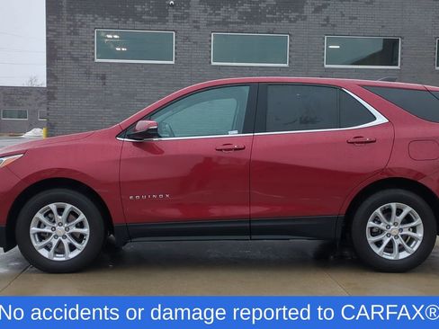 Used 2019 Chevrolet Equinox LT w/ Driver Convenience Package image 2