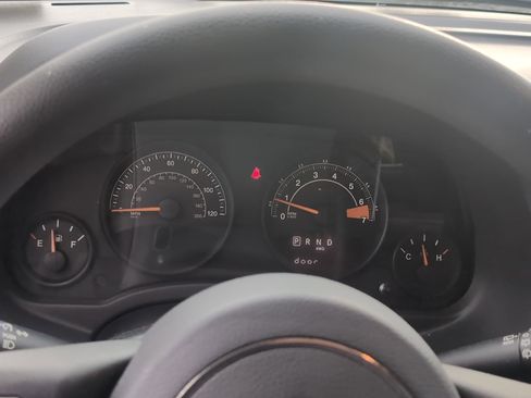 Used 2016 Jeep Compass Sport w/ Power Value Group image 21