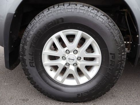 Used 2017 Nissan Frontier SV w/ SV Value Truck Package AWD/4WD image 42