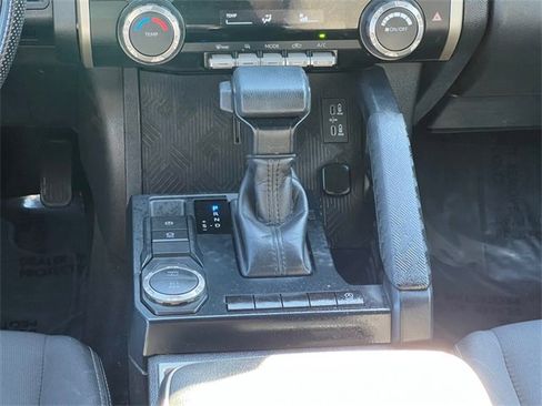 Used 2024 Toyota Tacoma TRD Sport image 17