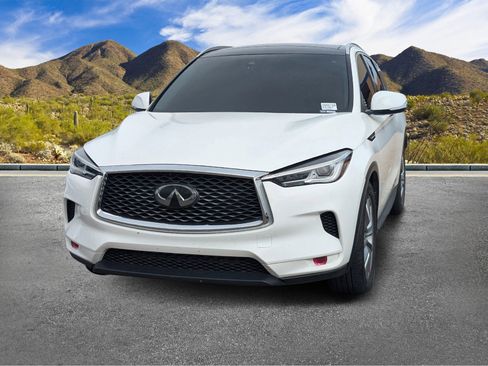 Used 2021 INFINITI QX50 Luxe image 2