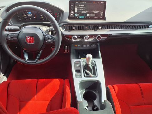 Certified 2024 Honda Civic Type R image 4