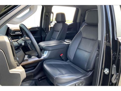 Used 2024 Chevrolet Silverado 1500 LT Trail Boss w/ LT Trail Boss Premium Package AWD/4WD image 23