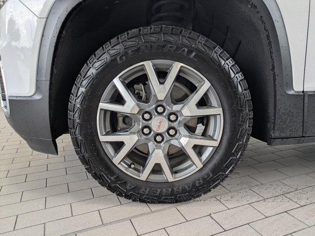 Used 2023 GMC Acadia SLT AWD/4WD image 13