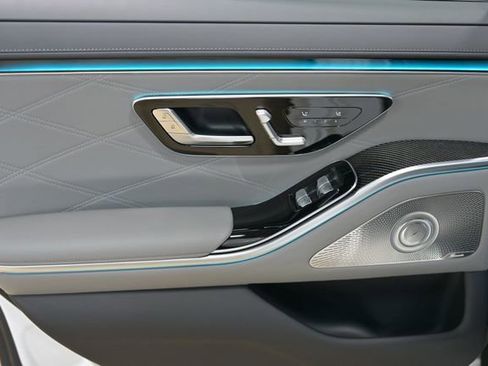 Used 2026 Mercedes-Benz S 63 AMG S image 32