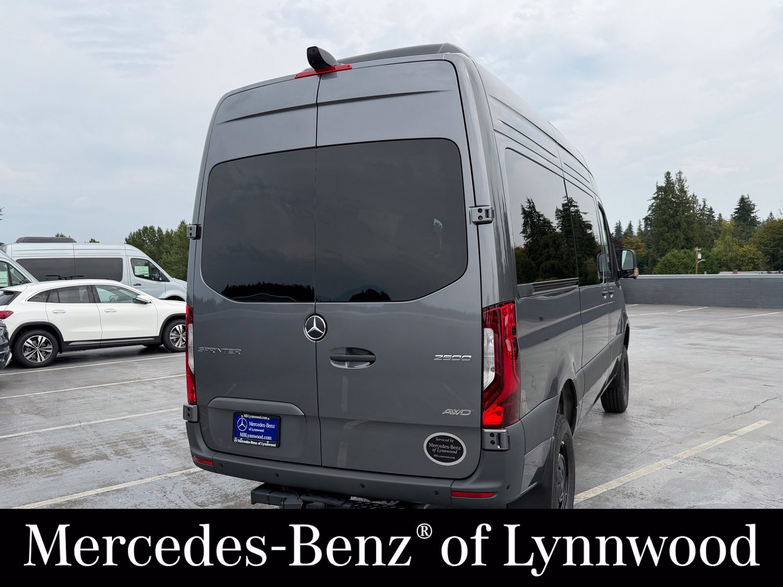 New 2026 Mercedes-Benz Sprinter 2500 image 9