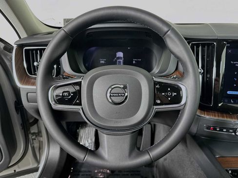 Used 2023 Volvo XC60 T8 Plus w/ Protection Package Premier AWD/4WD image 11