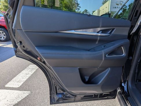 Used 2026 INFINITI QX60 Luxe w/ Cargo Package FWD image 29