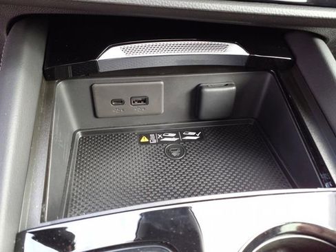 New 2025 Buick Envision Sport Touring image 33