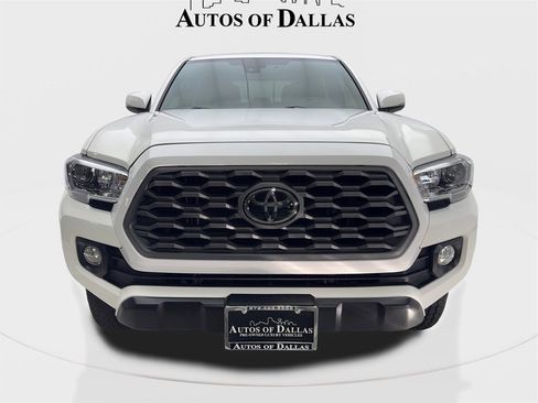 Used 2023 Toyota Tacoma 4x4 Double Cab image 3