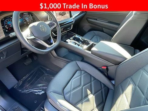 New 2026 Volkswagen Atlas SE FWD image 14