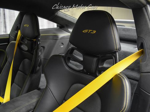 Used 2022 Porsche 911 GT3 RWD image 23