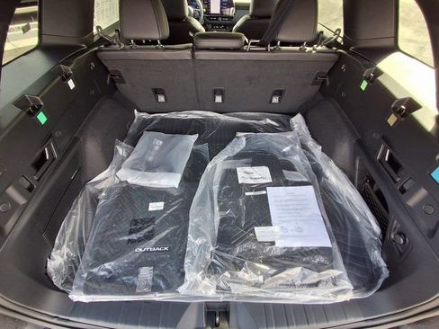 New 2026 Subaru Outback Limited AWD/4WD image 12