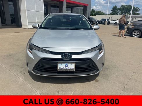 Used 2024 Toyota Corolla LE FWD image 3