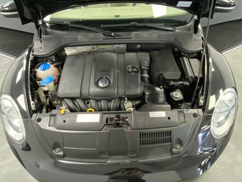 Used 2014 Volkswagen Beetle 2.5 image 40
