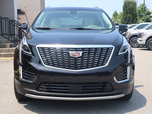 Used 2024 Cadillac XT5 Premium Luxury w/ Technology Package FWD image 4